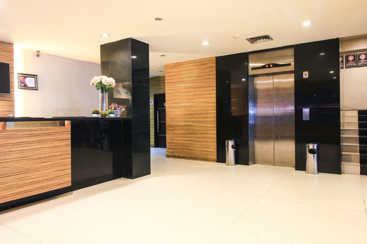 Aston Pekanbaru City Hotel Dış mekan fotoğraf