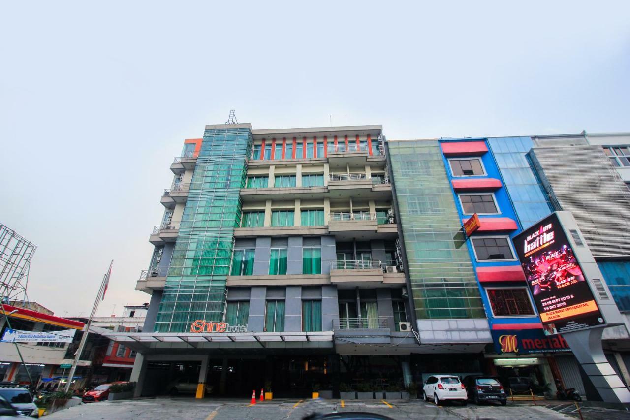 Aston Pekanbaru City Hotel Dış mekan fotoğraf